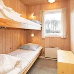 펜션 4 Star Holiday Home In Lokken *