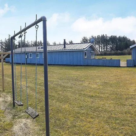 8 Person In L Kken * Løkken
